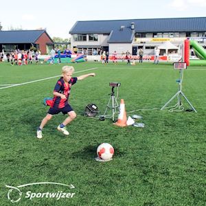 Voetbalspektakel t/m 100 kinderen